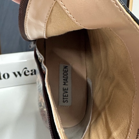 ⭐️⭐️ STEVE MADDEN Drama K Ankle Bootie ⭐️⭐️ VERY GENTLY USED - Picture 8 of 13
